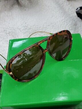 Fashion Luxury Sunny's Bottega Veneta Tortoiseshell Sunglasses with Gold Temples